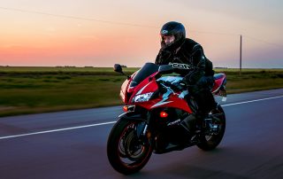 Motorozni veszélyes?